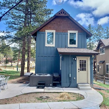 Black Bear Cabin With Hot Tub Woodland Park Exterior photo