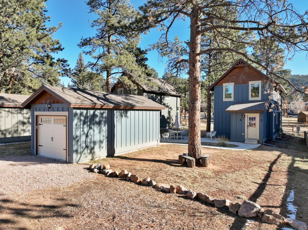 Black Bear Cabin With Hot Tub Woodland Park Exterior photo
